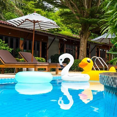 Phuket Siam Villas - Sha Plus Chalong Exterior photo