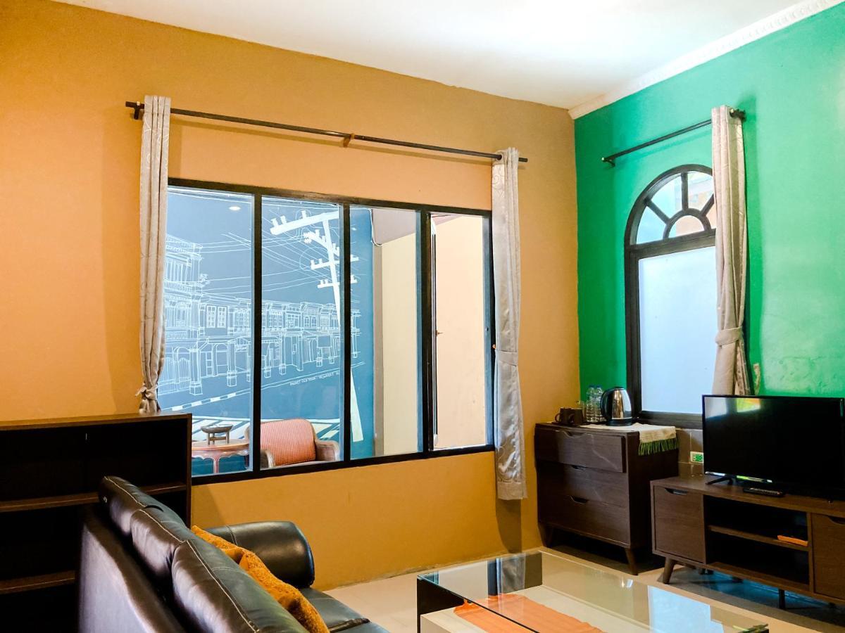Phuket Siam Villas - Sha Plus Chalong Exterior photo