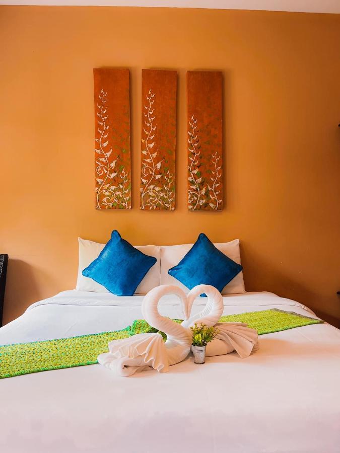 Phuket Siam Villas - Sha Plus Chalong Exterior photo