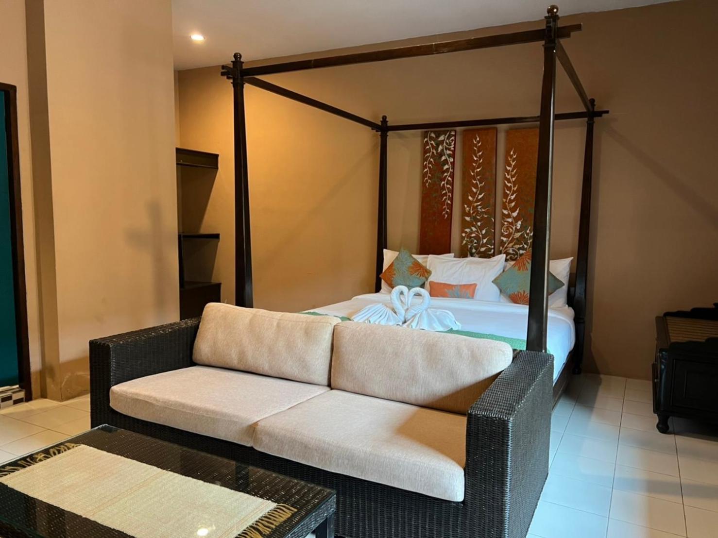 Phuket Siam Villas - Sha Plus Chalong Room photo