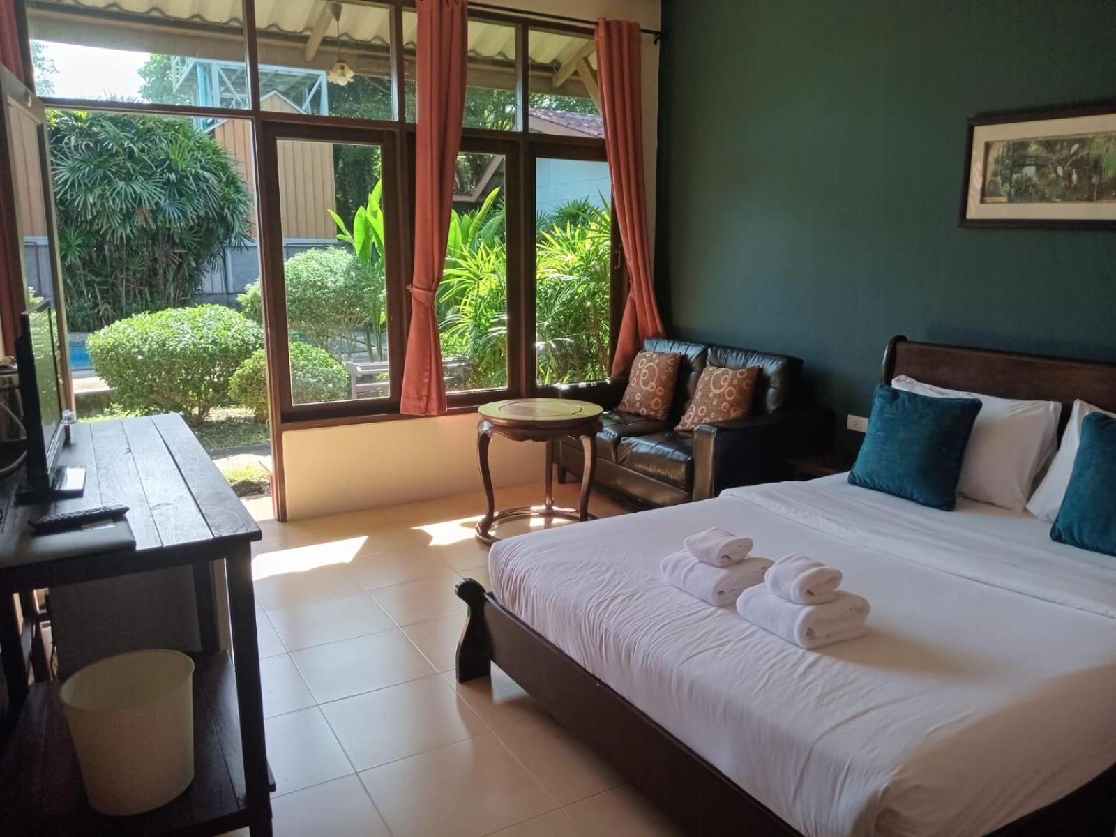 Phuket Siam Villas - Sha Plus Chalong Room photo