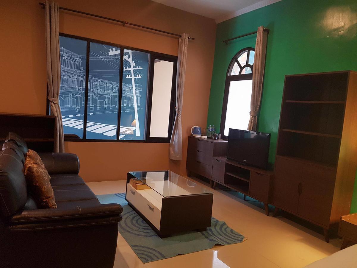 Phuket Siam Villas - Sha Plus Chalong Exterior photo