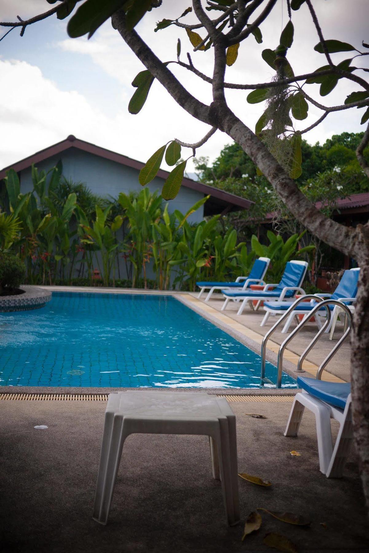 Phuket Siam Villas - Sha Plus Chalong Exterior photo