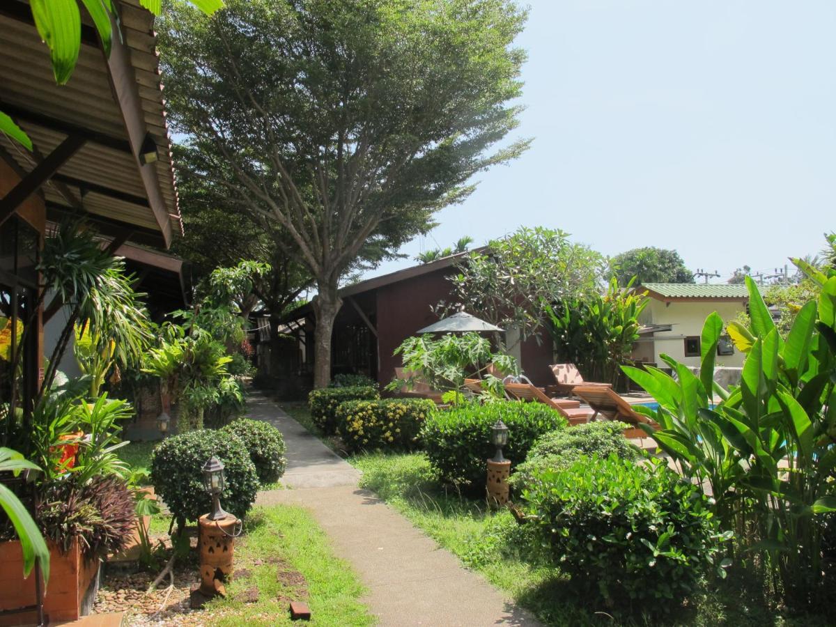 Phuket Siam Villas - Sha Plus Chalong Exterior photo